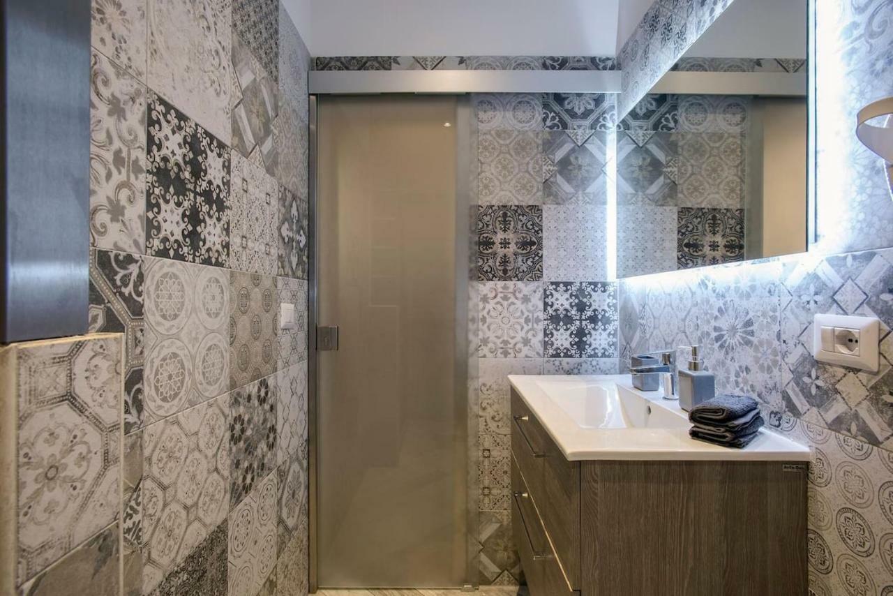 La Finestra Su Fontana Di Trevi - Charming View Apartment Roma Exterior foto