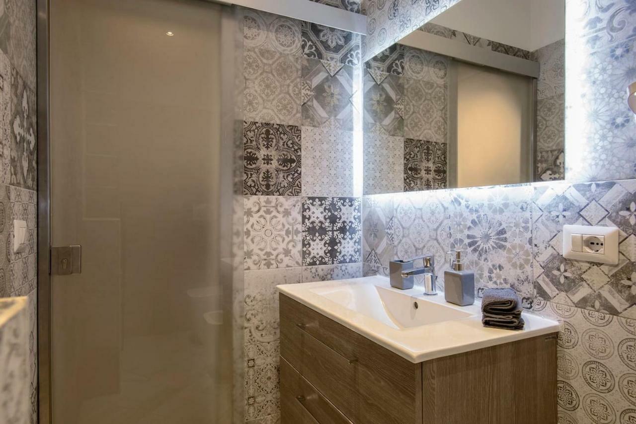La Finestra Su Fontana Di Trevi - Charming View Apartment Roma Exterior foto